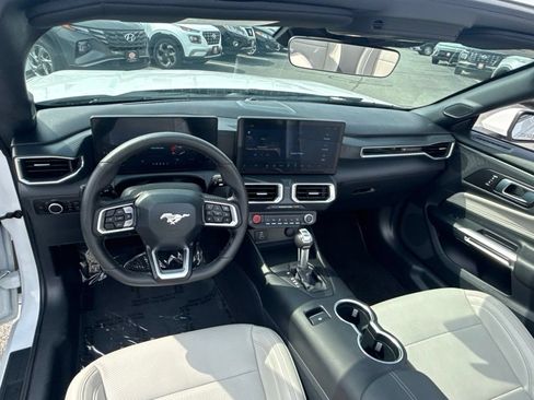 Used 2026 Ford Mustang Premium RWD image 21