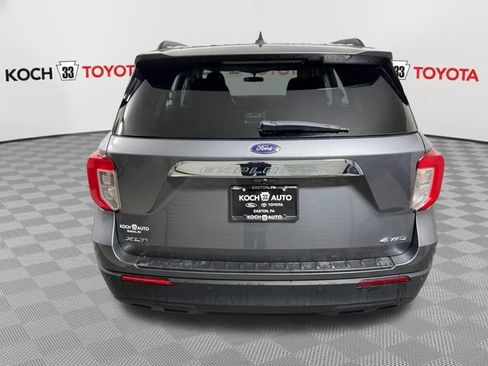 Used 2024 Ford Explorer XLT AWD/4WD image 7