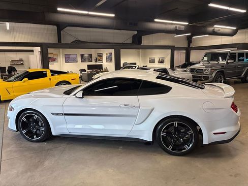 Used 2021 Ford Mustang GT Premium w/ Equipment Group 401A image 6