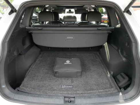 Certified 2023 Volkswagen Tiguan SEL R-Line AWD/4WD image 18