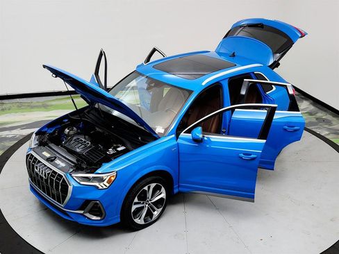 Used 2021 Audi Q3 2.0T Premium Plus w/ Premium Plus Package image 37