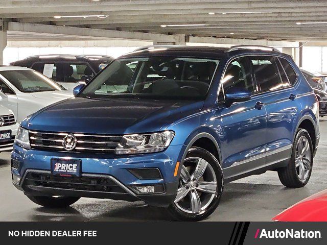 Used 2020 Volkswagen Tiguan SEL w/ Tiguan Three-Row MDO Package FWD image 1