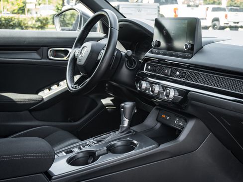 Used 2022 Honda Civic Sport image 35