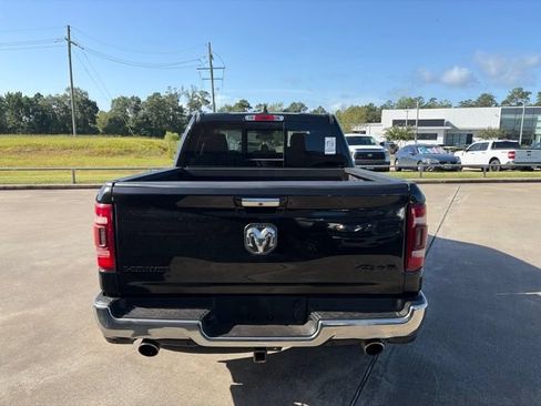 Used 2019 RAM 1500 Laramie AWD/4WD image 3