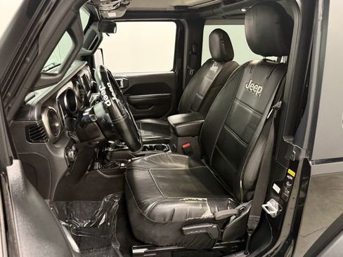 Used 2021 Jeep Wrangler Willys image 14