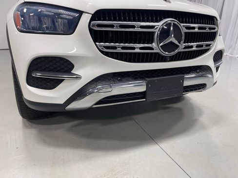 Used 2024 Mercedes-Benz GLE 350 4MATIC image 11