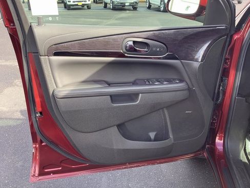 Used 2017 Buick Enclave Leather w/ Trailering Package image 9