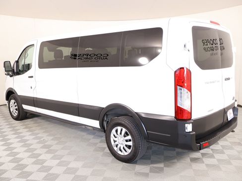 Used 2023 Ford Transit 350 XLT image 22