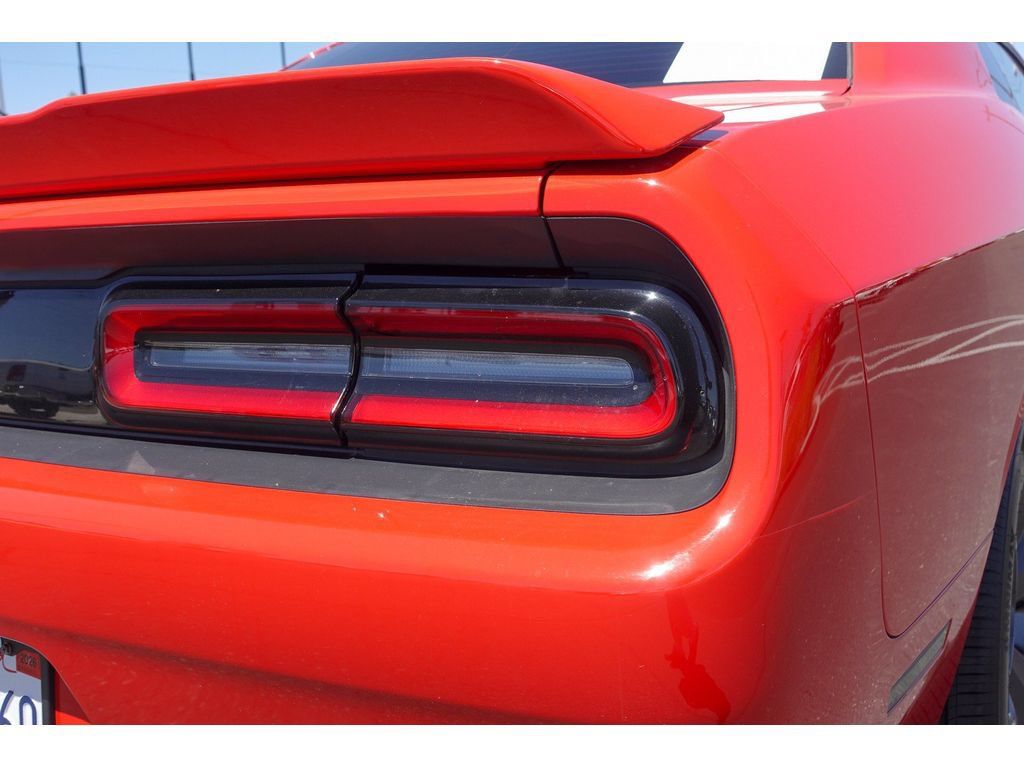 Used 2017 Dodge Challenger SXT Plus RWD image 5