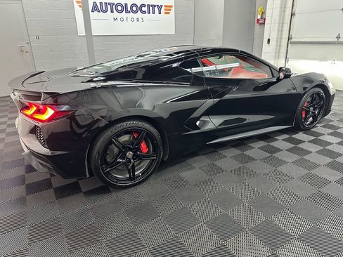 Used 2023 Chevrolet Corvette Stingray Premium Cpe w/ Z51 Performance Package RWD image 11