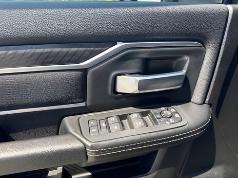 Used 2025 RAM 2500 Big Horn AWD/4WD image 23