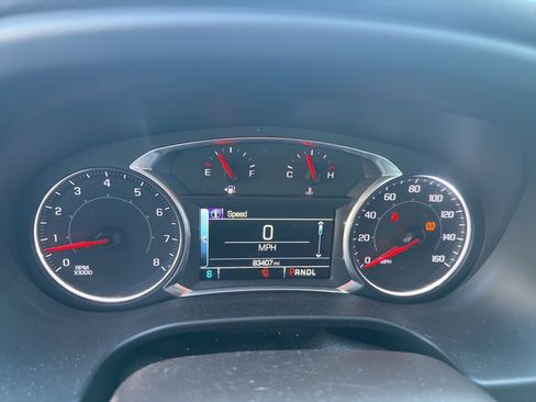 Used 2017 GMC Acadia SLT image 9