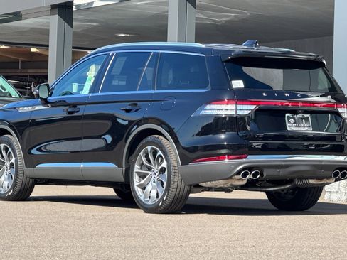 New 2025 Lincoln Aviator Reserve w/ Luxury Package image 5