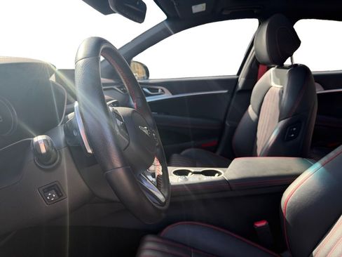 Used 2023 Genesis G70 2.0T w/ Sport Prestige Package image 9