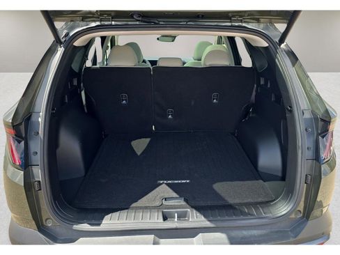 Used 2025 Hyundai Tucson Limited image 9