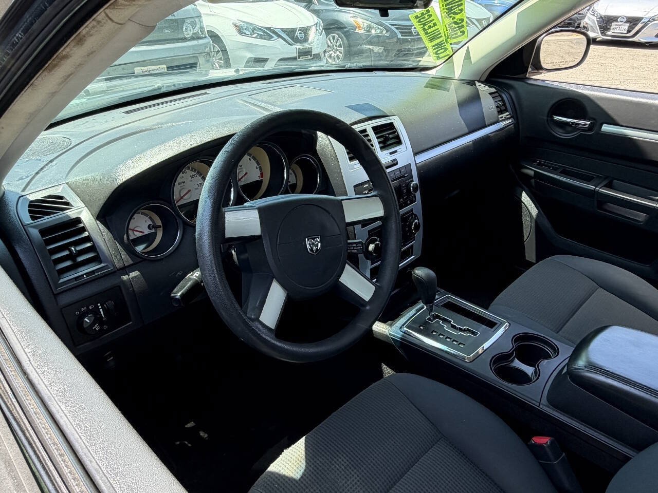 Used 2010 Dodge Charger SXT RWD image 9