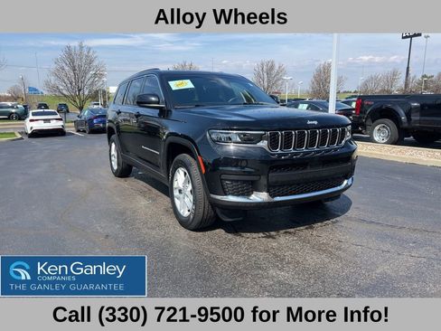 Used 2024 Jeep Grand Cherokee L Laredo AWD/4WD image 5