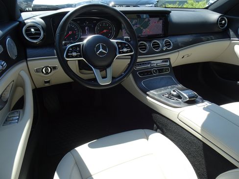 Used 2019 Mercedes-Benz E 450 4MATIC Sedan image 11