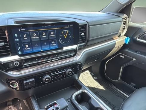 Used 2023 Chevrolet Silverado 1500 RST w/ Rally Edition AWD/4WD image 24