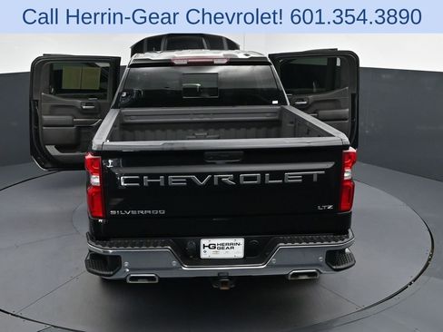 Used 2021 Chevrolet Silverado 1500 LTZ AWD/4WD image 51