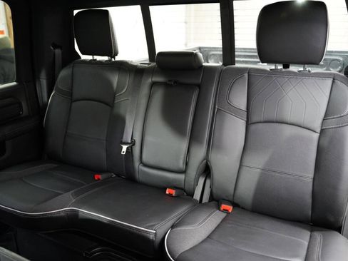 Used 2025 RAM 2500 Limited image 33