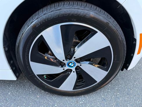 Used 2015 BMW i3 w/ Range Extender image 12