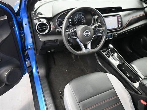 Used 2024 Nissan Kicks SR w/ SR Premium Package image 15