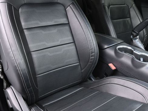 Used 2018 Ford Mustang GT Premium w/ GT Performance Package RWD image 23