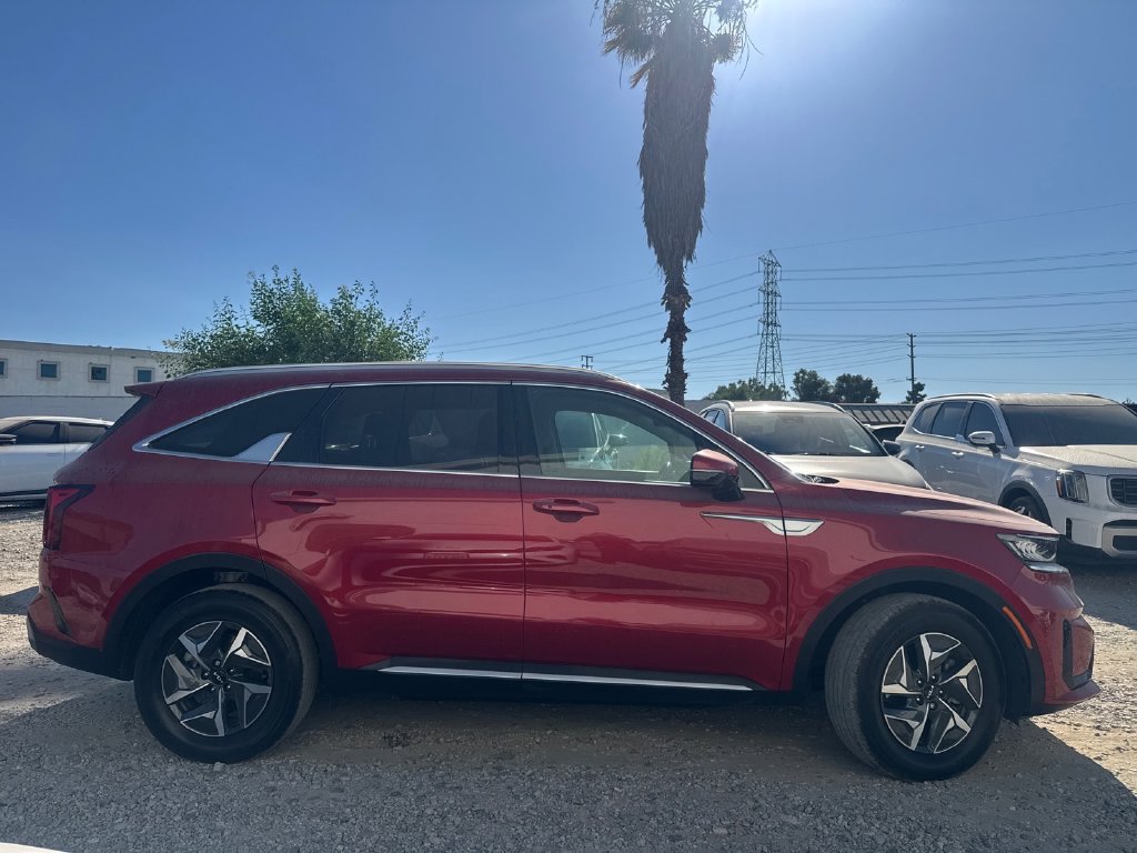 Certified 2023 Kia Sorento EX FWD image 6