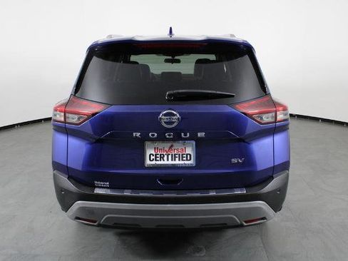 Certified 2021 Nissan Rogue SV w/ Premium Package image 11