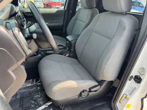 Used 2022 Toyota Tacoma SR RWD image 14