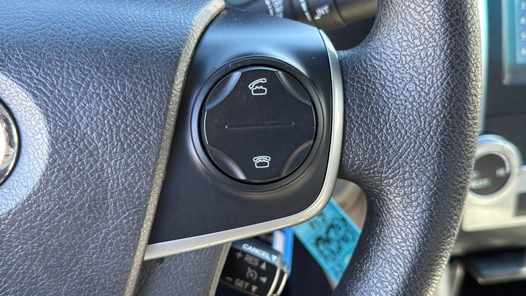 Used 2014 Toyota Camry LE FWD image 14
