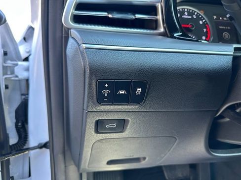 Used 2023 Kia K5 GT-Line w/ GT-Line Premium Package image 21