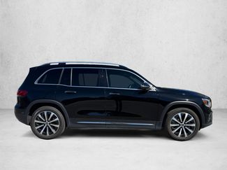 Used 2023 Mercedes-Benz GLB 250 4MATIC video 4