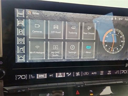 Used 2024 GMC Hummer EV 3X w/ LPO, Illumination Package image 46