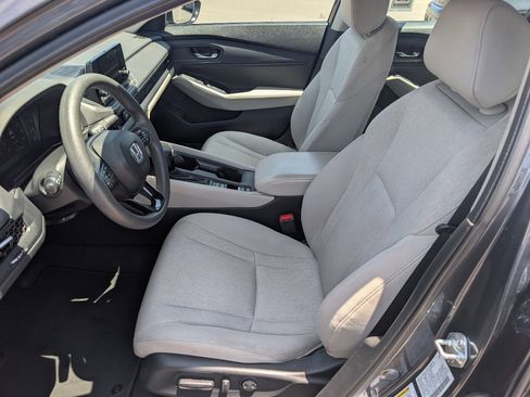 Used 2023 Honda Accord EX image 2