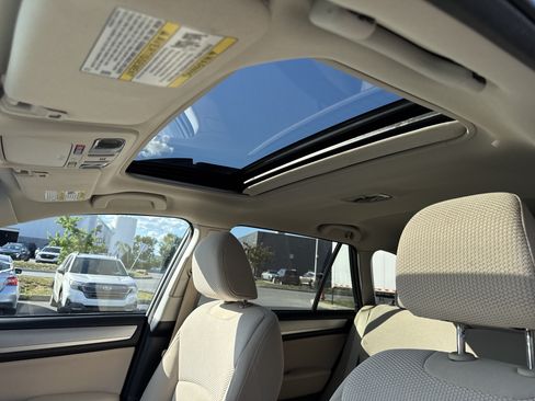 Used 2019 Subaru Outback 2.5i Premium AWD/4WD image 14