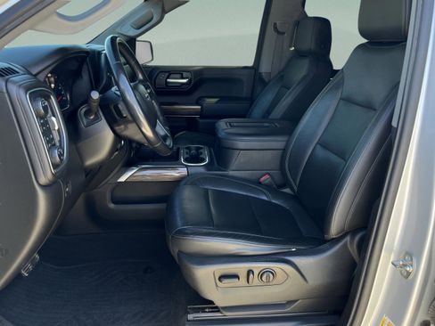 Used 2020 Chevrolet Silverado 1500 LT Trail Boss image 28