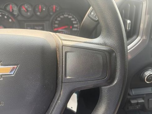 Used 2020 Chevrolet Silverado 1500 Custom w/ Custom Value Package AWD/4WD image 35
