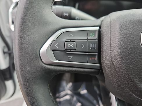 Used 2023 Jeep Compass High Altitude image 6