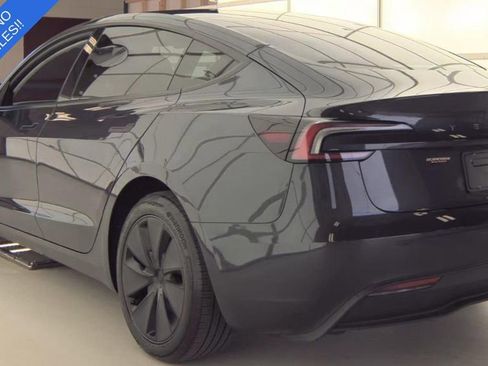 Used 2025 Tesla Model 3 Long Range RWD image 3