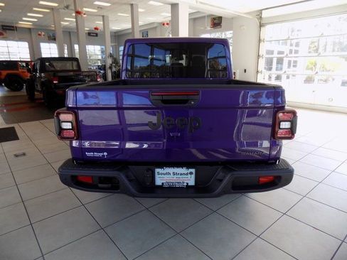 New 2026 Jeep Gladiator Sport image 7