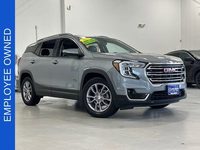 Used 2023 GMC Terrain SLT w/ Infotainment Package II