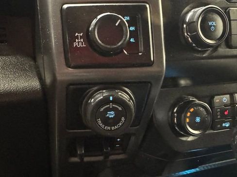 Used 2019 Ford F150 XLT w/ Equipment Group 302A Luxury AWD/4WD image 20