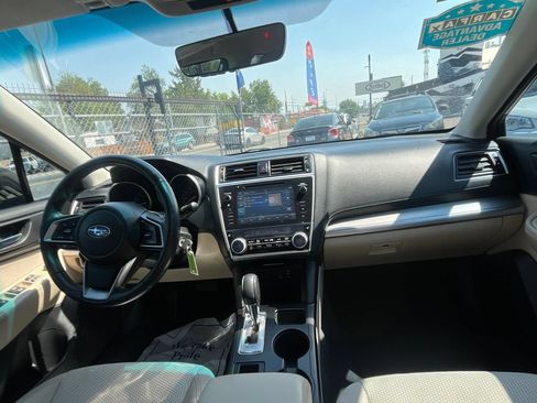Used 2018 Subaru Outback 2.5i Premium AWD/4WD image 16