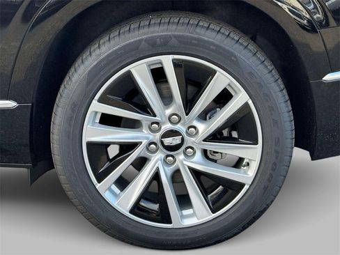 New 2026 Cadillac Vistiq Luxury image 12