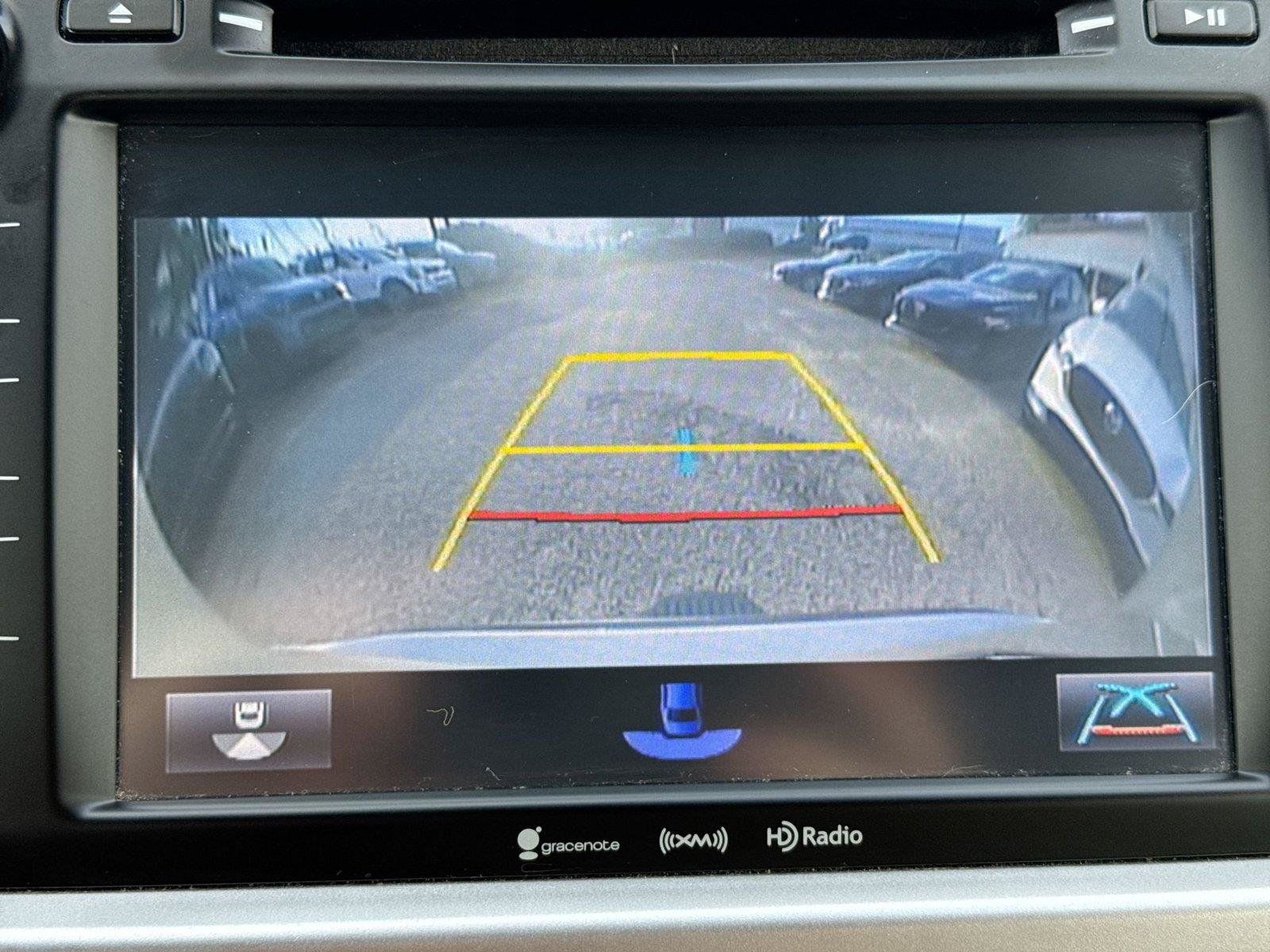 Used 2019 Toyota Highlander Limited Platinum FWD image 11