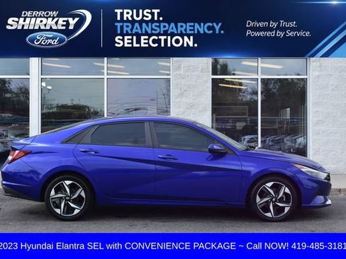 Used 2023 Hyundai Elantra SEL w/ Convenience Package FWD image 3