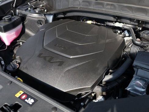 Certified 2025 Kia Telluride SX Prestige X-Line image 11