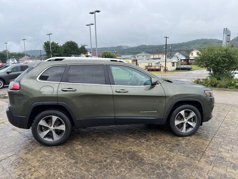 Used 2020 Jeep Cherokee Limited AWD/4WD image 9